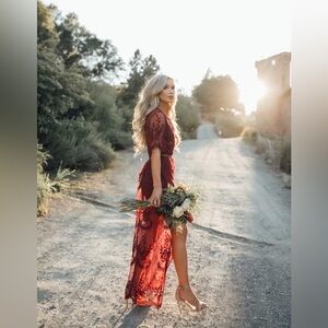 DEEP V-NECK LACE ROMPER SHORT SLEEVE DRESS